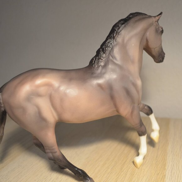 Classic Breyer Horse | American Quarter Horse Mare Grullo | #678 | "Ginger" Mold - Picture 5 of 5